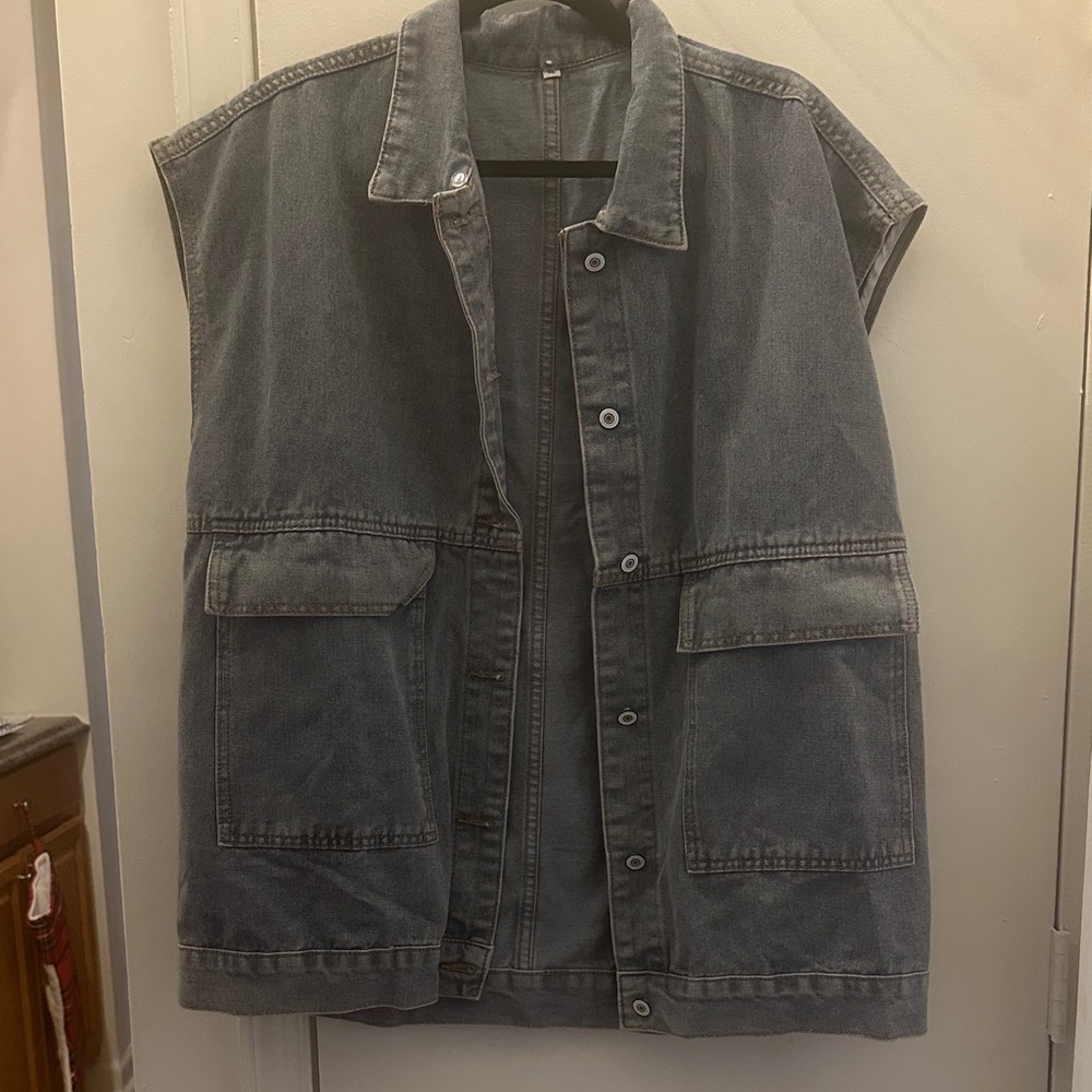 Sleeveless Denim Vest